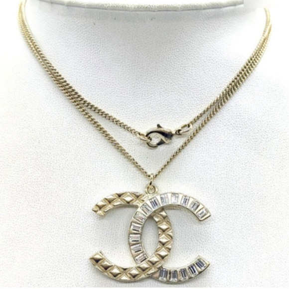 Chanel Champagne Gold and Rhinestone Pendant Necklace - Picture 6 of 11